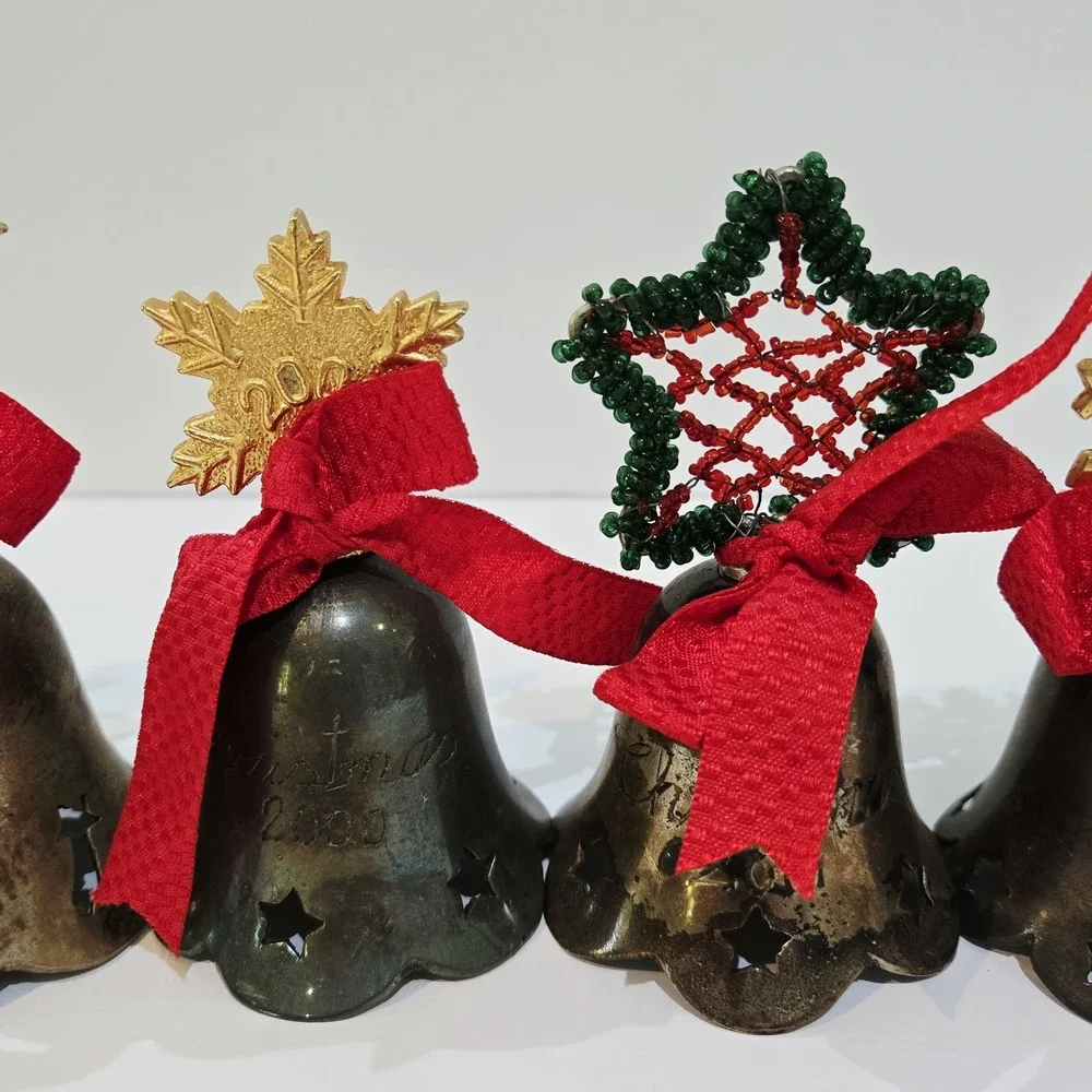 Lot Of 9 Vintage International Silverplate Co. Silver Plated Bells Christmas